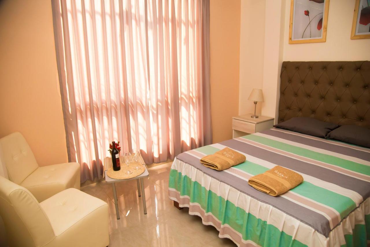 Hotel Saraja Ика Экстерьер фото